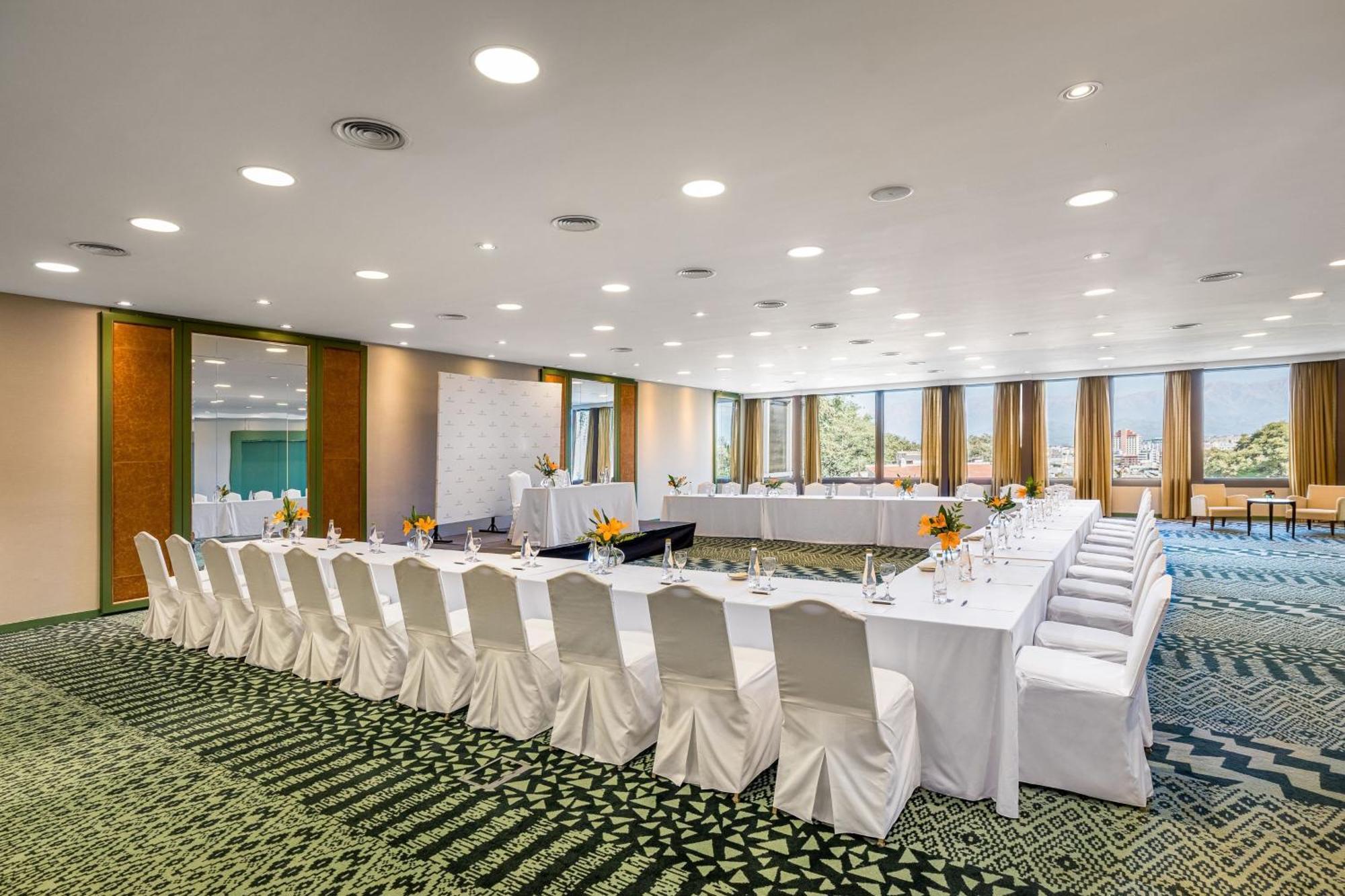 Sheraton Salta Hotel Екстериор снимка