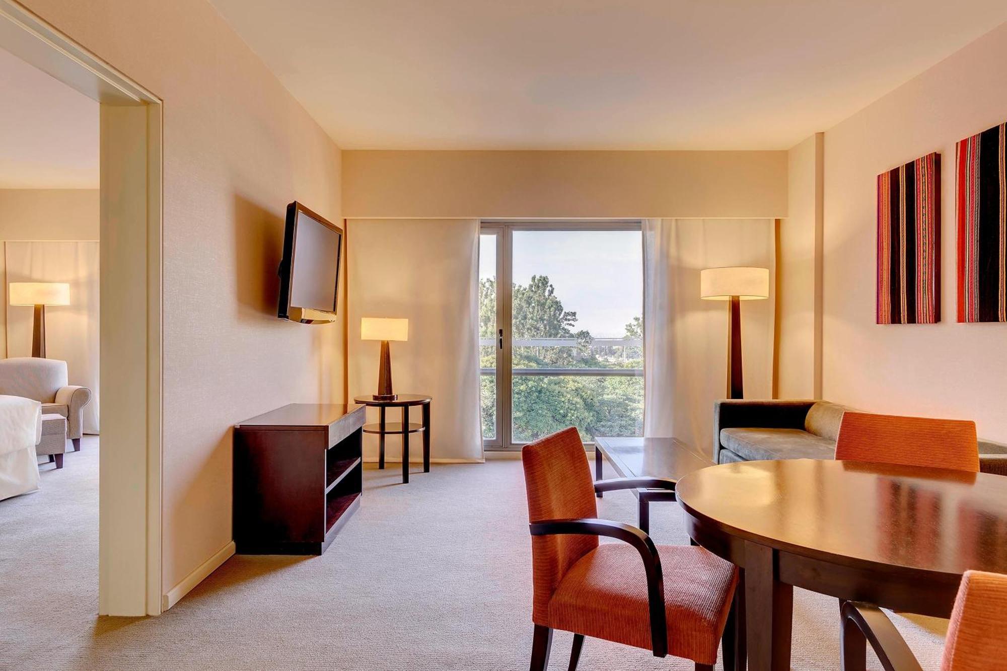 Sheraton Salta Hotel Екстериор снимка