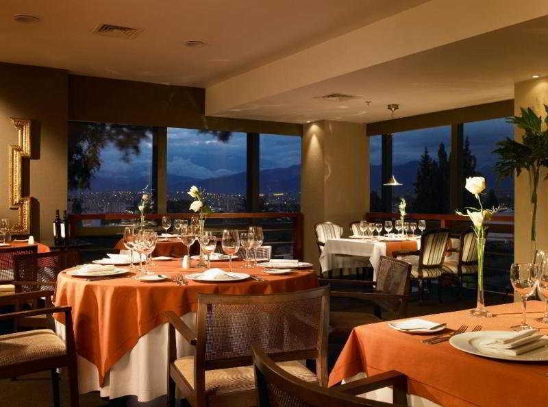 Sheraton Salta Hotel Ресторант снимка